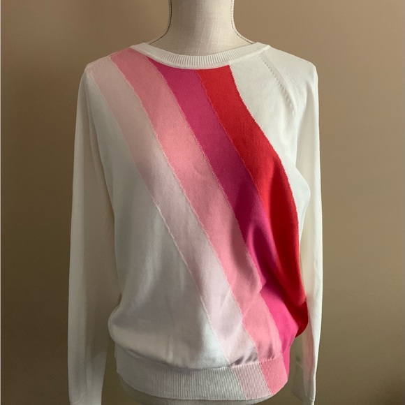 Women’s Color Block Diagonal Design Sweater - Picture 9 of 9